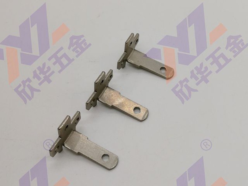 不銹鋼沖壓件是加工生產制作而成